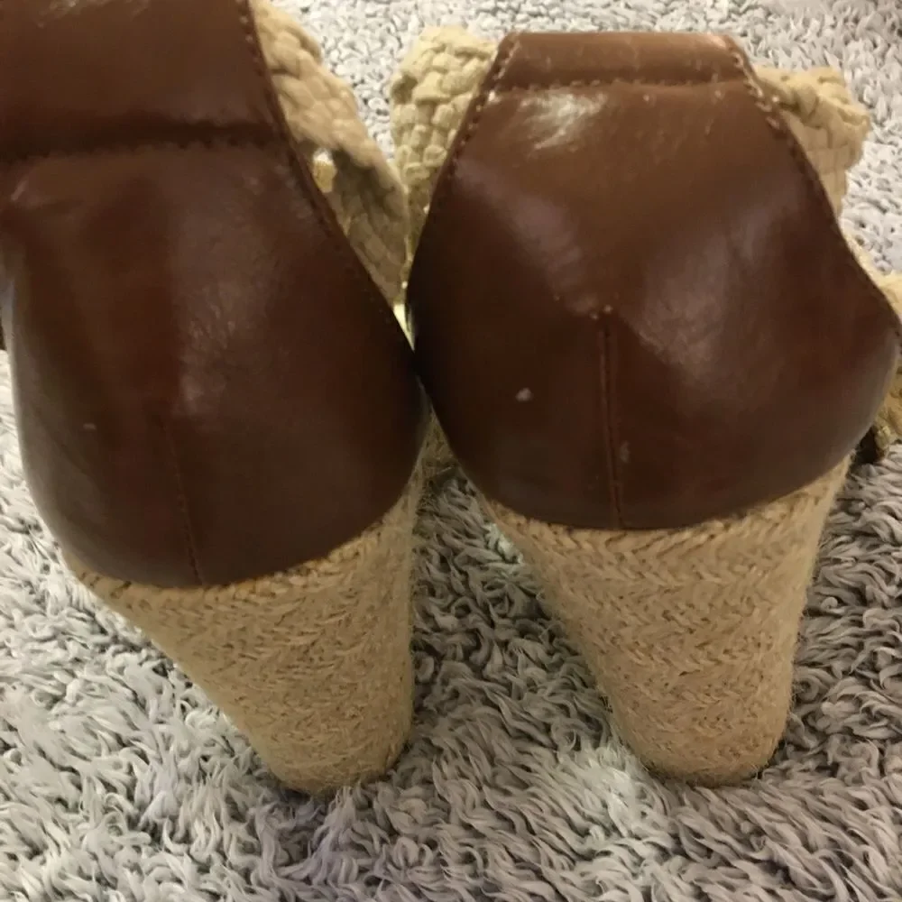 Tropical Boho Wedge Sz 10